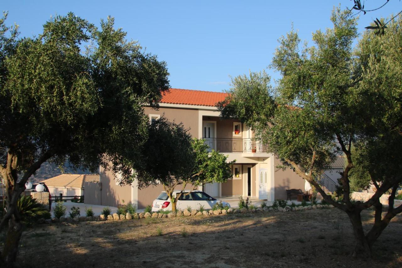 Nikoleta'S Studios Argostoli  Exteriör bild