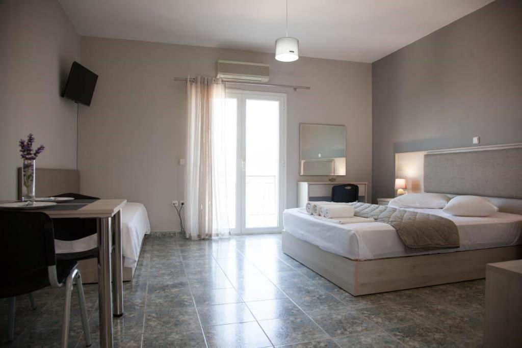 Nikoleta'S Studios Argostoli  Exteriör bild